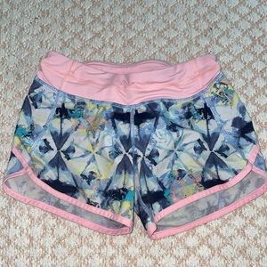 IVVIVA/LULU LEMON SHORTS  KIDS SIZE  8